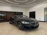 BMW 8 SERIES