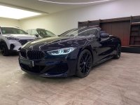 BMW 8 SERIES