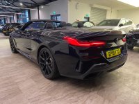 BMW 8 SERIES
