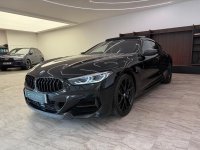 BMW 8 SERIES