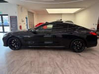 BMW 8 SERIES